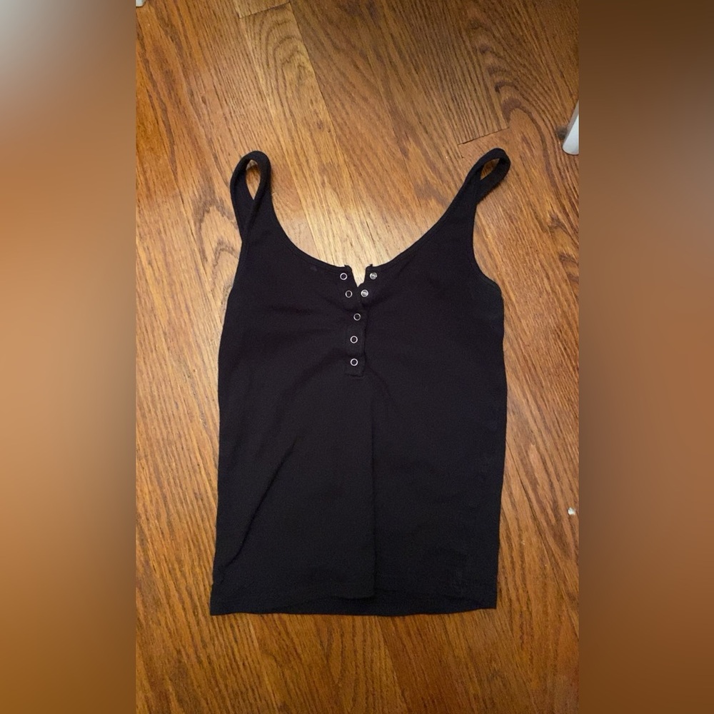 henley tank